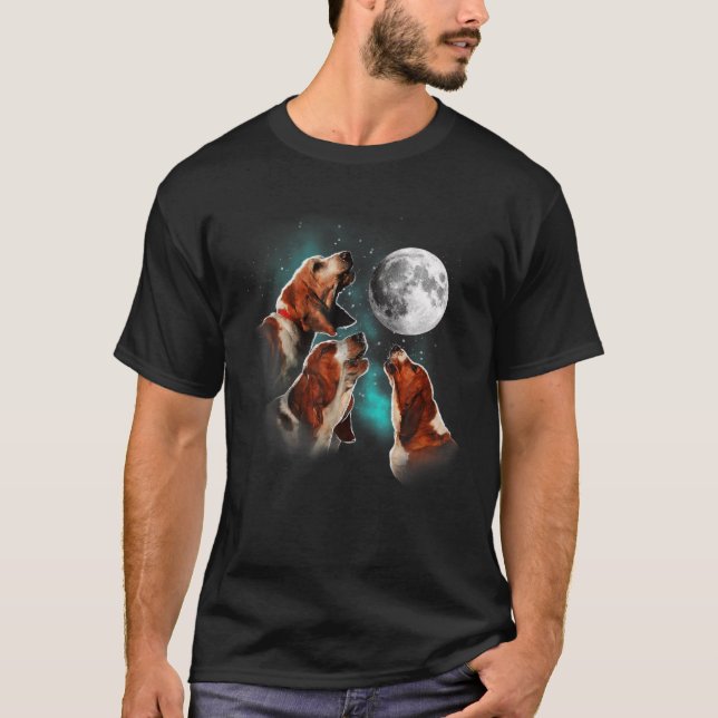 Basset Hound , Basset Hound Howling At The Moon T-Shirt (Front)
