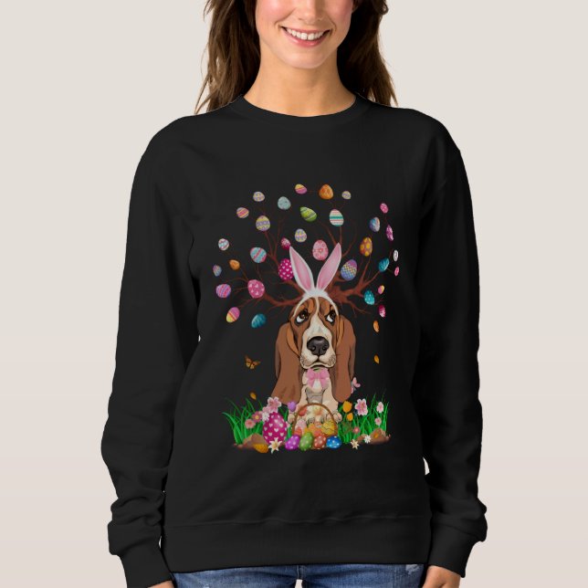 Basset Hound Dog With Bunny Ears Easter Egg Tree E Sweatshirt (Front)