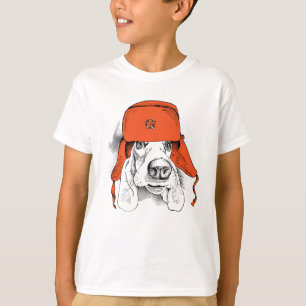 Basset Hound   Red Ushanka Hat T-Shirt