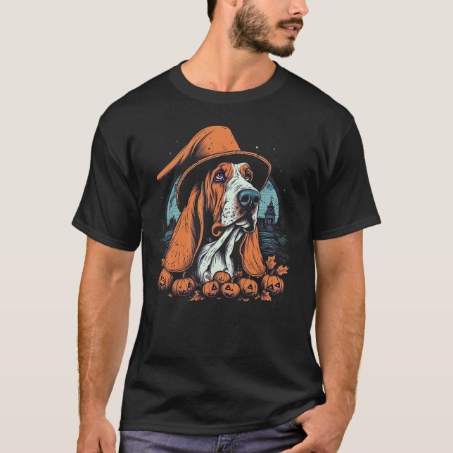 Basset Hound Witch Halloween Costume Dog Lover Pup T-Shirt (Front)