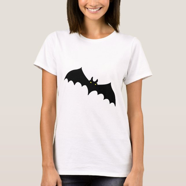 Bat halloween        T-Shirt (Front)