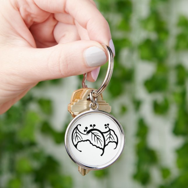 Bat shaped paulownia keychain (Hand)