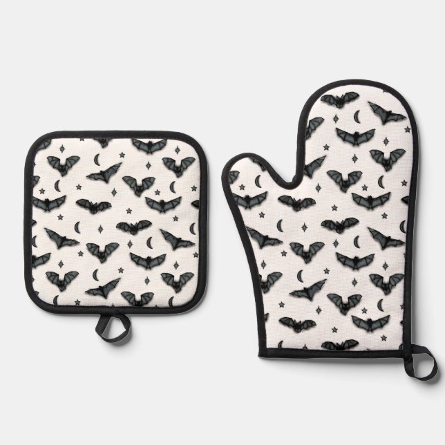Bat Silhouettes Oven Mitt & Pot Holder Set (Front)