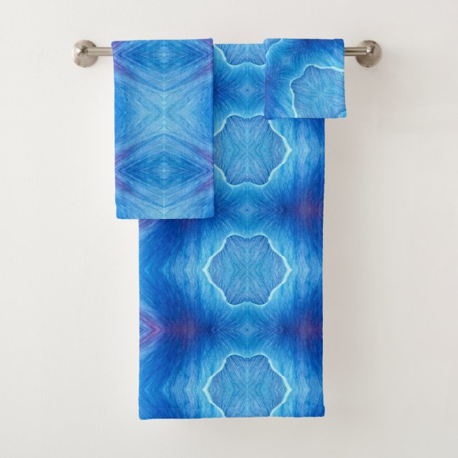 Bath Towel Set Blue Poppy Abstract (Insitu)