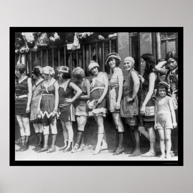 Bathing Beauties Contest in Washington, DC 1920 Poster (Front)