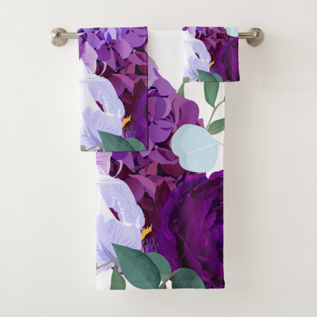 Bathroom Towel Set Lavender Hibiscus on White (Insitu)