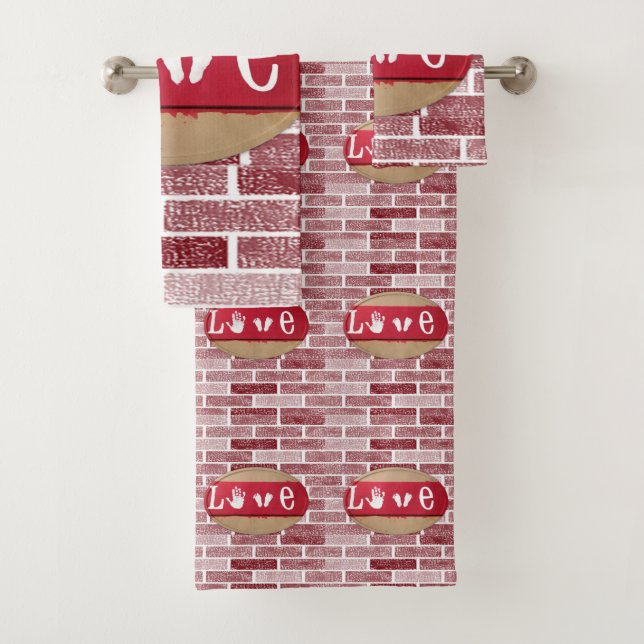 Bathroom Towel Sets Valentine's Day (Insitu)