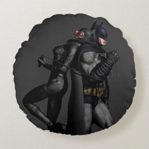 Batman Arkham City   Batman and Catwoman Round Cushion