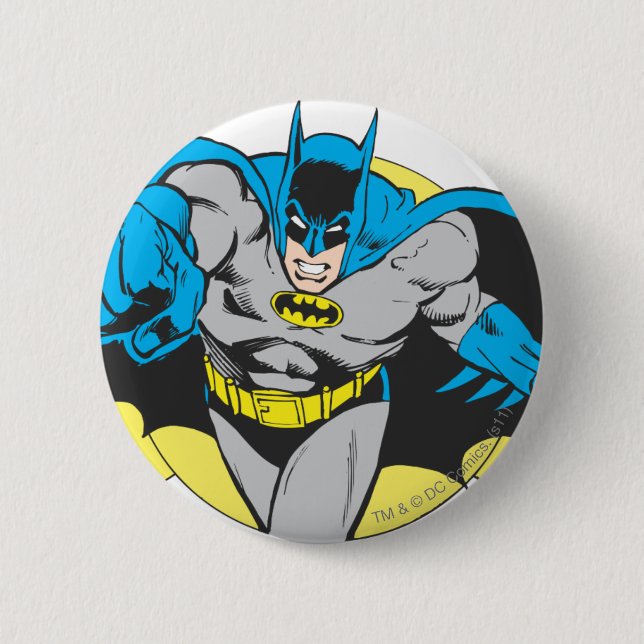 Batman Lunges Forward 6 Cm Round Badge (Front)