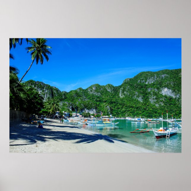 Bay Of El Nido Beach Poster (Front)