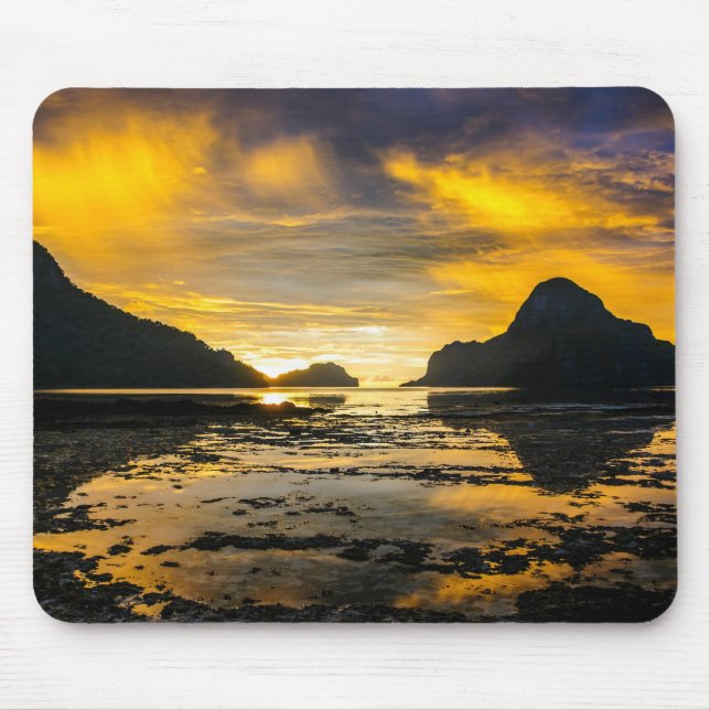 Bay Of El Nido Sunset Mouse Pad (Front)