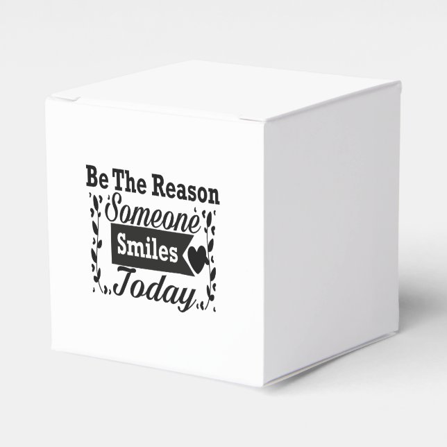 Be The Reason Someone Smiles Today Gift Box (Front Side)