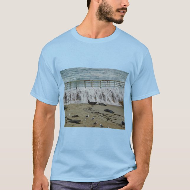 Beach beauty T-Shirt (Front)