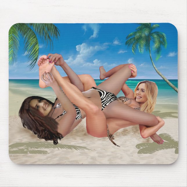 BEACH BUNNY’S TICKLE WRESTLING MOUSE PAD (Front)