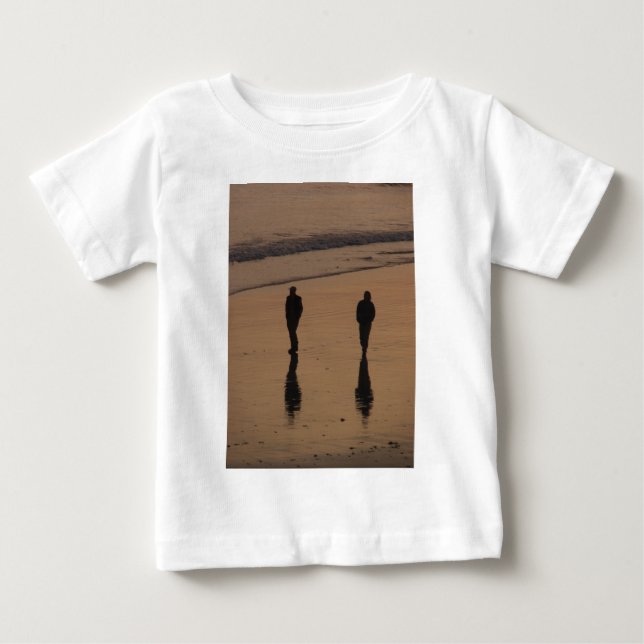beach couple baby T-Shirt (Front)