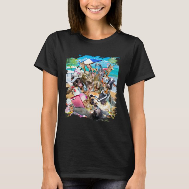 Beach Group Selfie Sloth Pug Cat Chicken Dog Unico T-Shirt (Front)