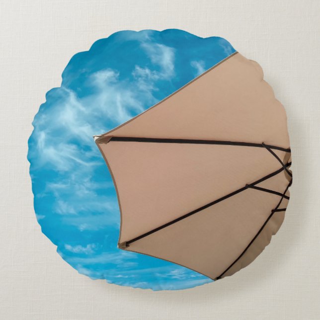 Beach party blues sun ocean umbrella pop colour round cushion (Front)