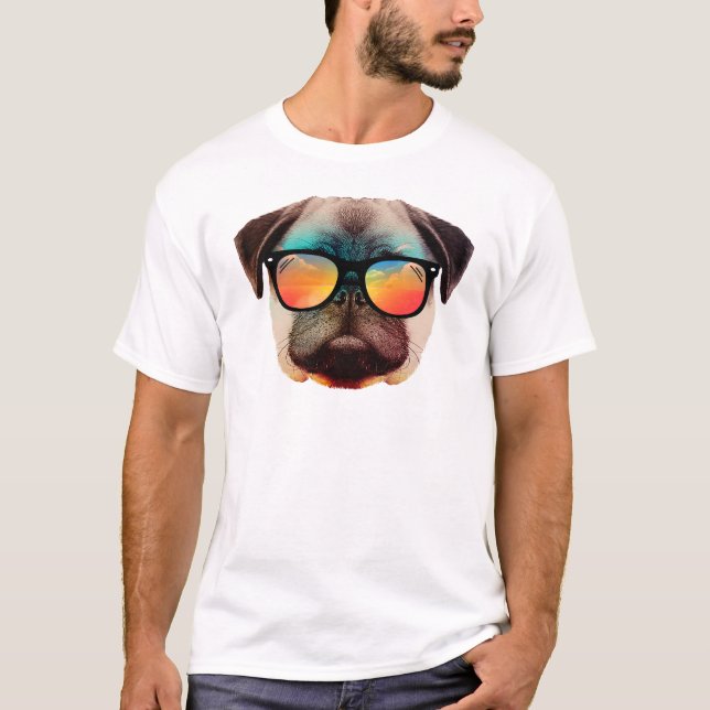 Beach pug T-Shirt (Front)