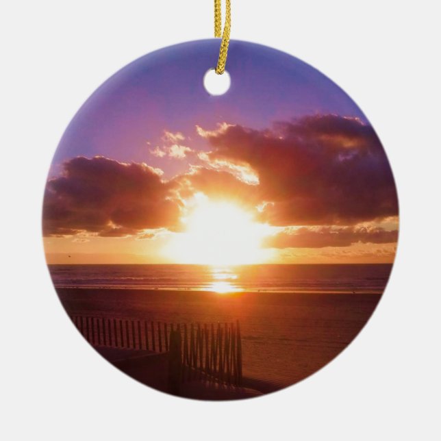 Beach sunrise ornament (Front)