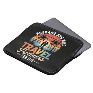 Beach Travelling - Husband and Wife Travel Partner Laptop Sleeve