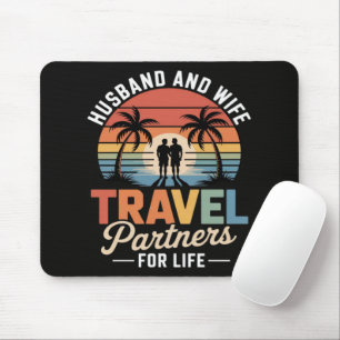 Beach Travelling - Husband and Wife Travel Partner Mouse Pad