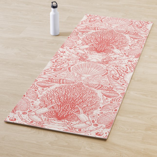 Beach treasures in coral red yoga mat (In Situ)