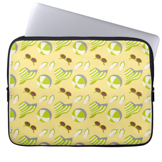 Beach vacay pattern with sunglasses and sun hat  laptop sleeve (Front)