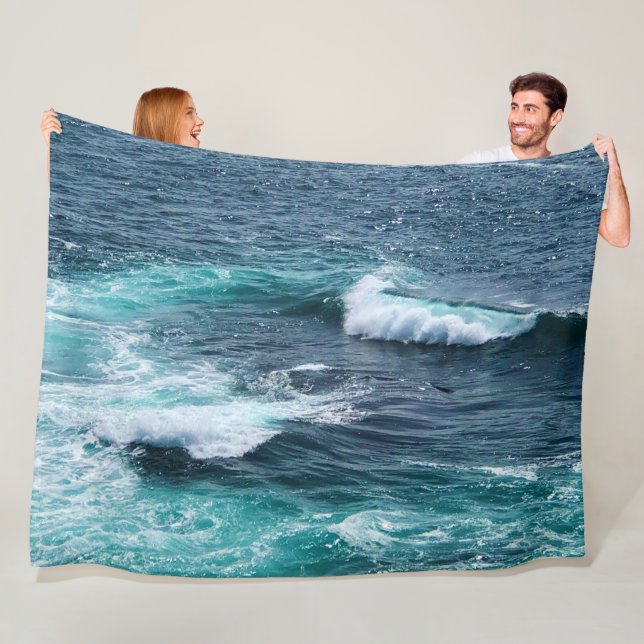 Beach Waves Throw Blanket (In Situ)
