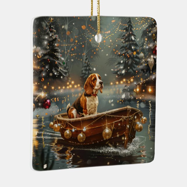 Beagle Christmas Festive Voyage Ceramic Ornament (Right)