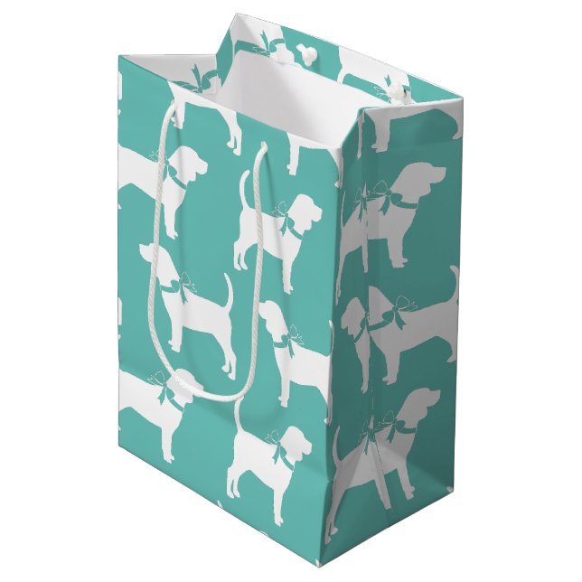 Beagle Dog Puppy Medium Gift Bag (Front Angled)