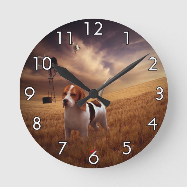 Beagle Round Clock (Front)