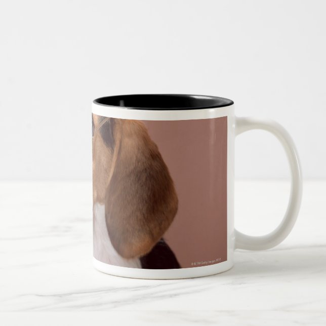 Beagle Two-Tone Coffee Mug (Right)