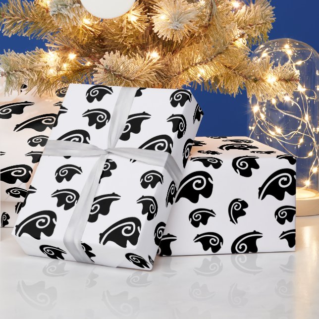 bear heartline wrapping paper (Holidays)