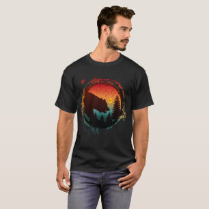 BEAR IN FOREST VINTAGE NATURE T-Shirt