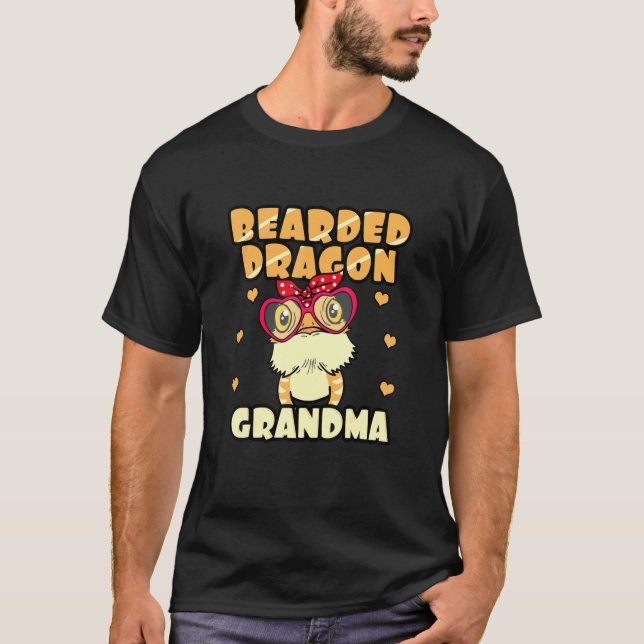 Bearded Dragon Grandma Pogona Reptile Grandma Moth T-Shirt (Front)