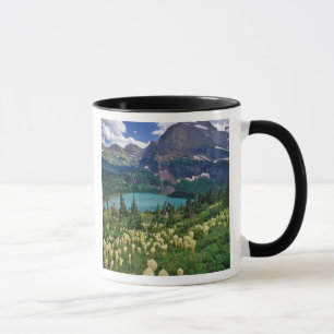 Beargrass above Grinnell Lake in the Many Mug