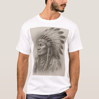 Beautiful art sketch of an Indian Chief. T-Shirt