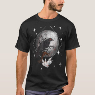 Beautiful Black Crow Raven Bird Silhouette Vintage T-Shirt