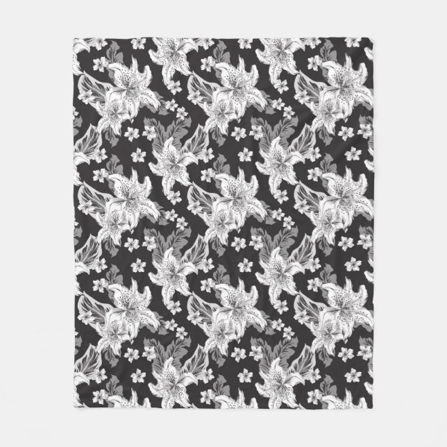 Beautiful black white flower pattern fleece blanket (Front)
