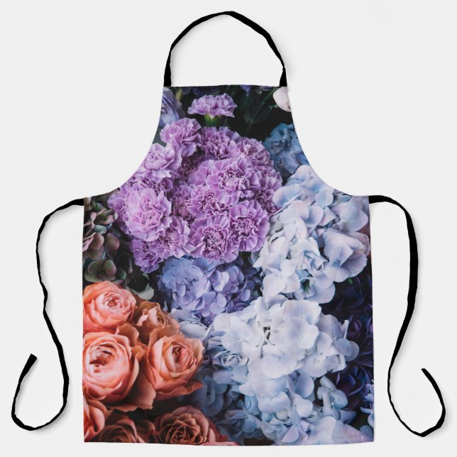 Beautiful blossoming flowers (roses, hydrangeas, c apron (Front)