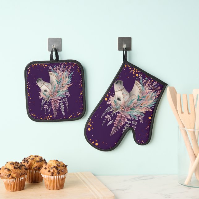 Beautiful Boho Horse Oven Mitt & Pot Holder Set (Insitu(Hanging))