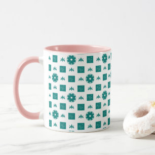 Beautiful Chequered Pattern Mug