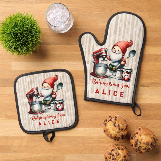 Beautiful Custom Names Noel Oven Mitt & Pot Holder Set (Top Down)