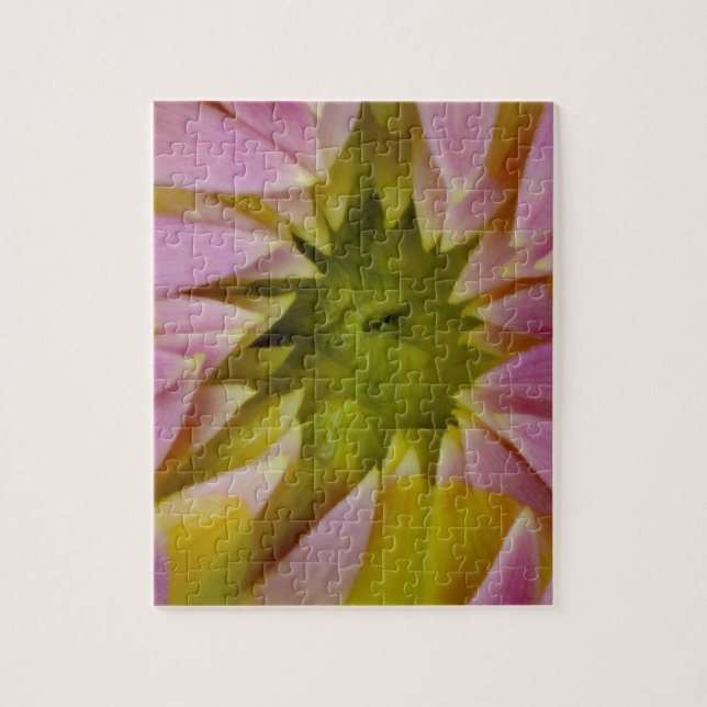 Beautiful Dahlia Jigsaw Puzzle (Vertical)