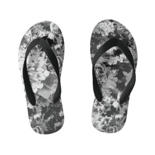 Beautiful detail 2 kid's thongs