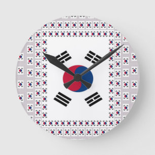 Beautiful Diagonal Korean Flag: An Infinite Art Round Clock