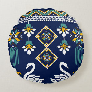 Beautiful figure tribal Ukrainian geometric ethnic Round Cushion