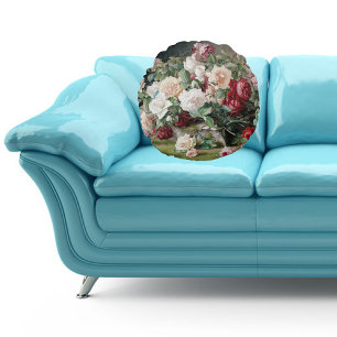 Beautiful Floral Pattern with Roses and Foliage  Round Cushion