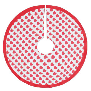 Beautiful Heart Pattern on White Brushed Polyester Tree Skirt