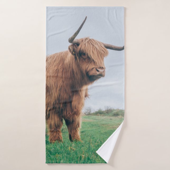 BEAUTIFUL HIGHLAND CATTLE BATH TOWEL (Bath Towel)